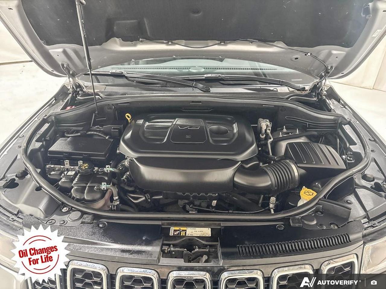 2021 Jeep Grand Cherokee LIMITED 4X4 Photo