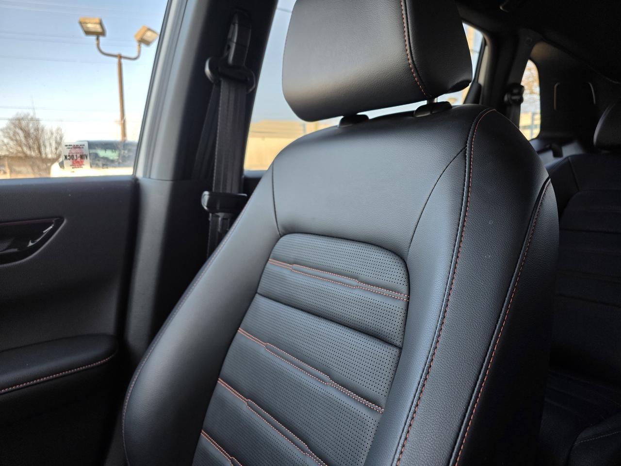 2025 Honda CR-V Hybrid Touring AWD | Bose Audio | Apple Car Play | Sunroof | Photo