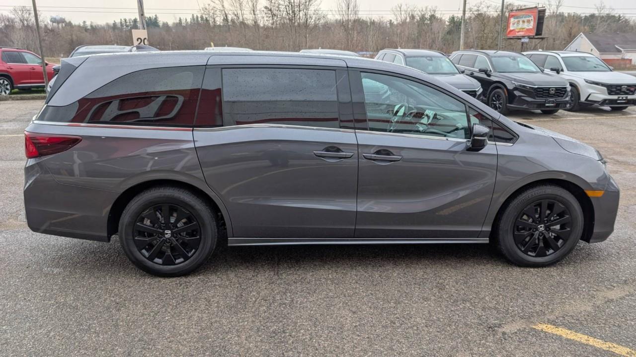 2026 Honda Odyssey Sport-L Passenger Van Photo