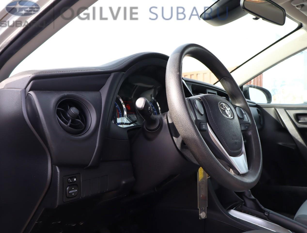 2019 Toyota Corolla CE (CVTi-S) 4dr Sedan Photo