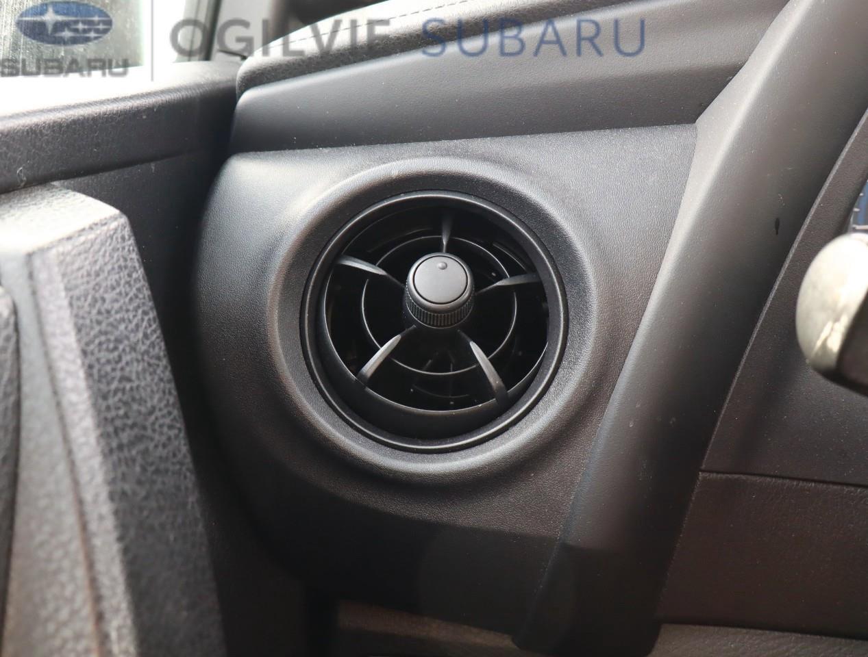 2019 Toyota Corolla CE (CVTi-S) 4dr Sedan Photo