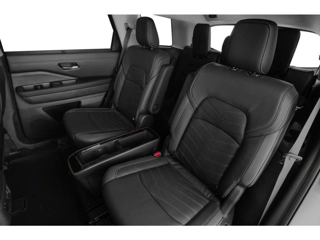 2023 Nissan Pathfinder Platinum 4dr 4x4 Photo