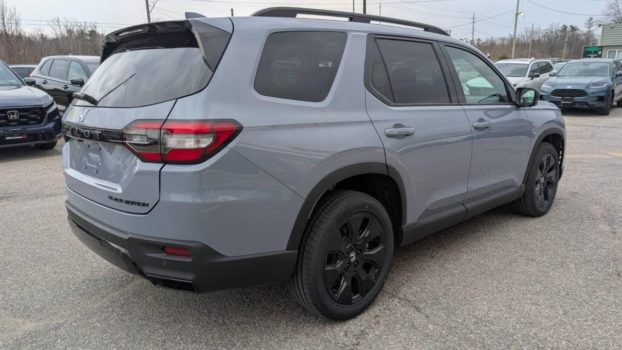 2026 Honda Pilot Black Edition 4dr All-Wheel Drive Photo