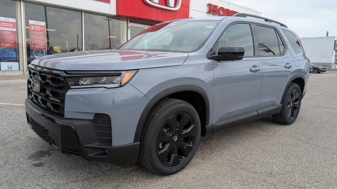 2026 Honda Pilot Black Edition 4dr All-Wheel Drive Photo0