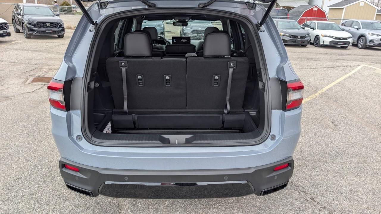 2026 Honda Pilot Black Edition 4dr All-Wheel Drive Photo