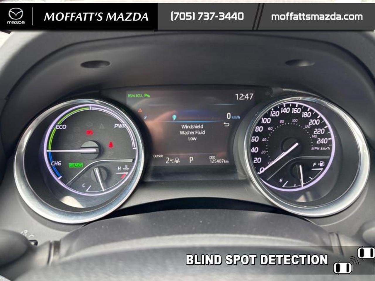 2019 Toyota Camry HYBRID XLE Photo