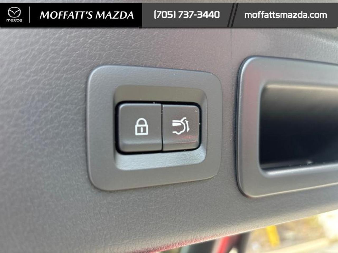 2021 Mazda CX-30 GT Photo