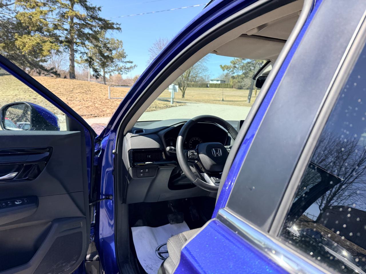 2025 Honda CR-V Sport 4dr All-Wheel Drive Photo2