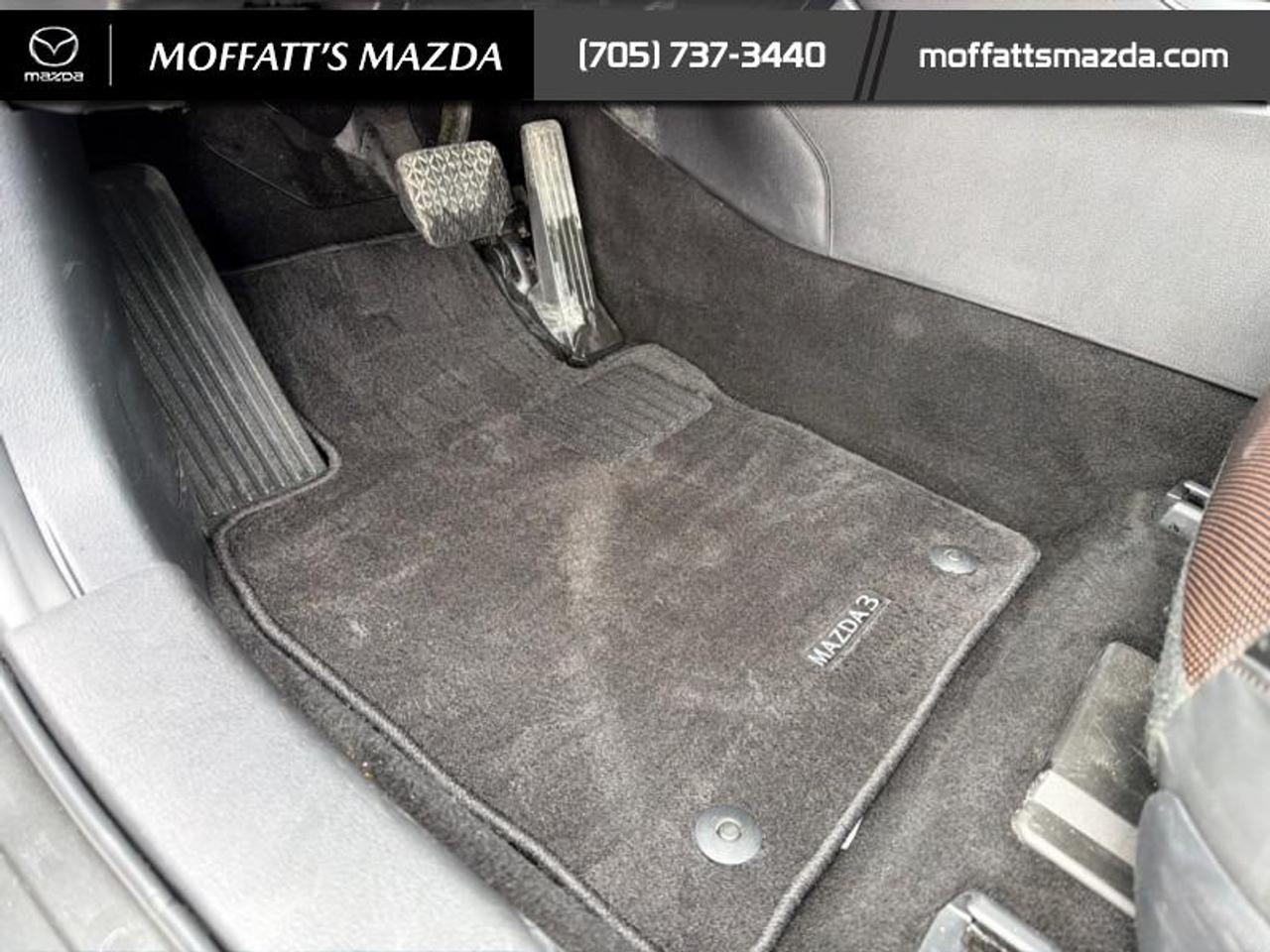 2022 Mazda MAZDA3 GT w/Turbo i-ACTIV AWD Photo