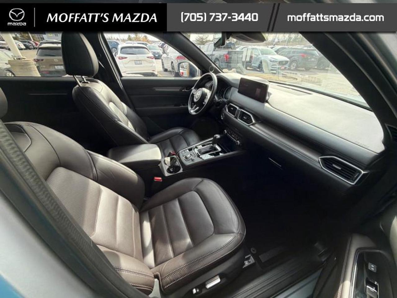 2022 Mazda CX-5 Signature Photo