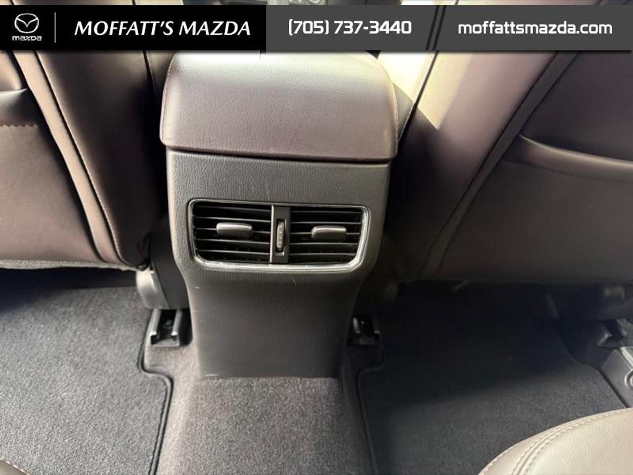 2022 Mazda CX-5 Signature Photo