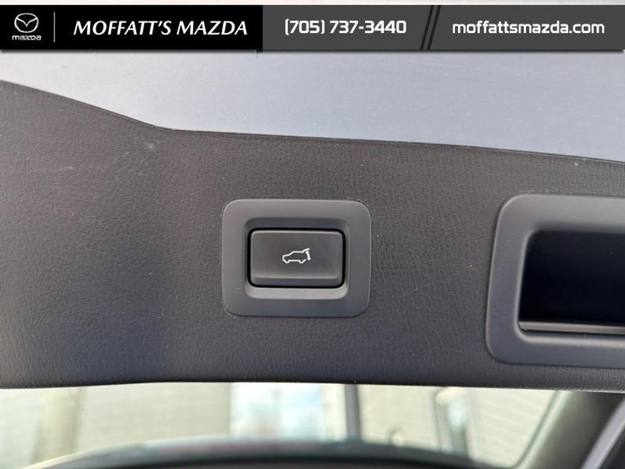 2022 Mazda CX-5 Signature Photo