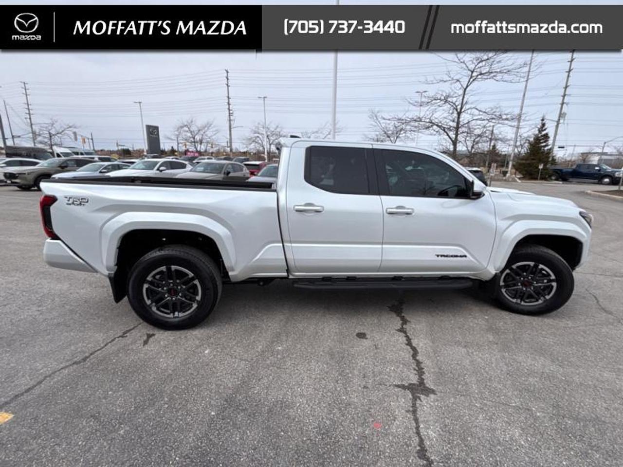 2025 Toyota Tacoma 4X4 Double Cab at Photo