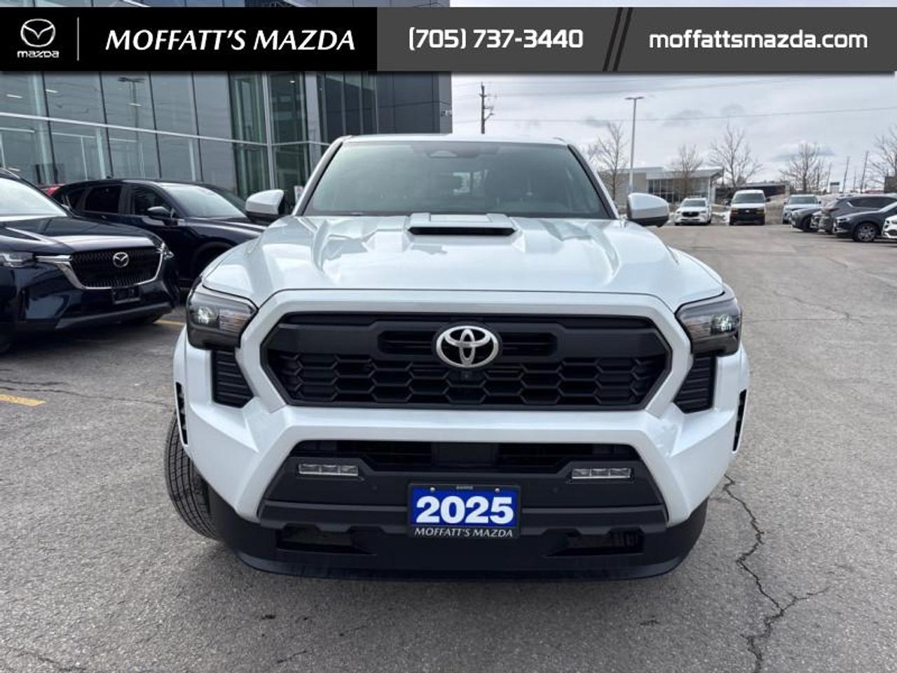 2025 Toyota Tacoma 4X4 Double Cab at Photo