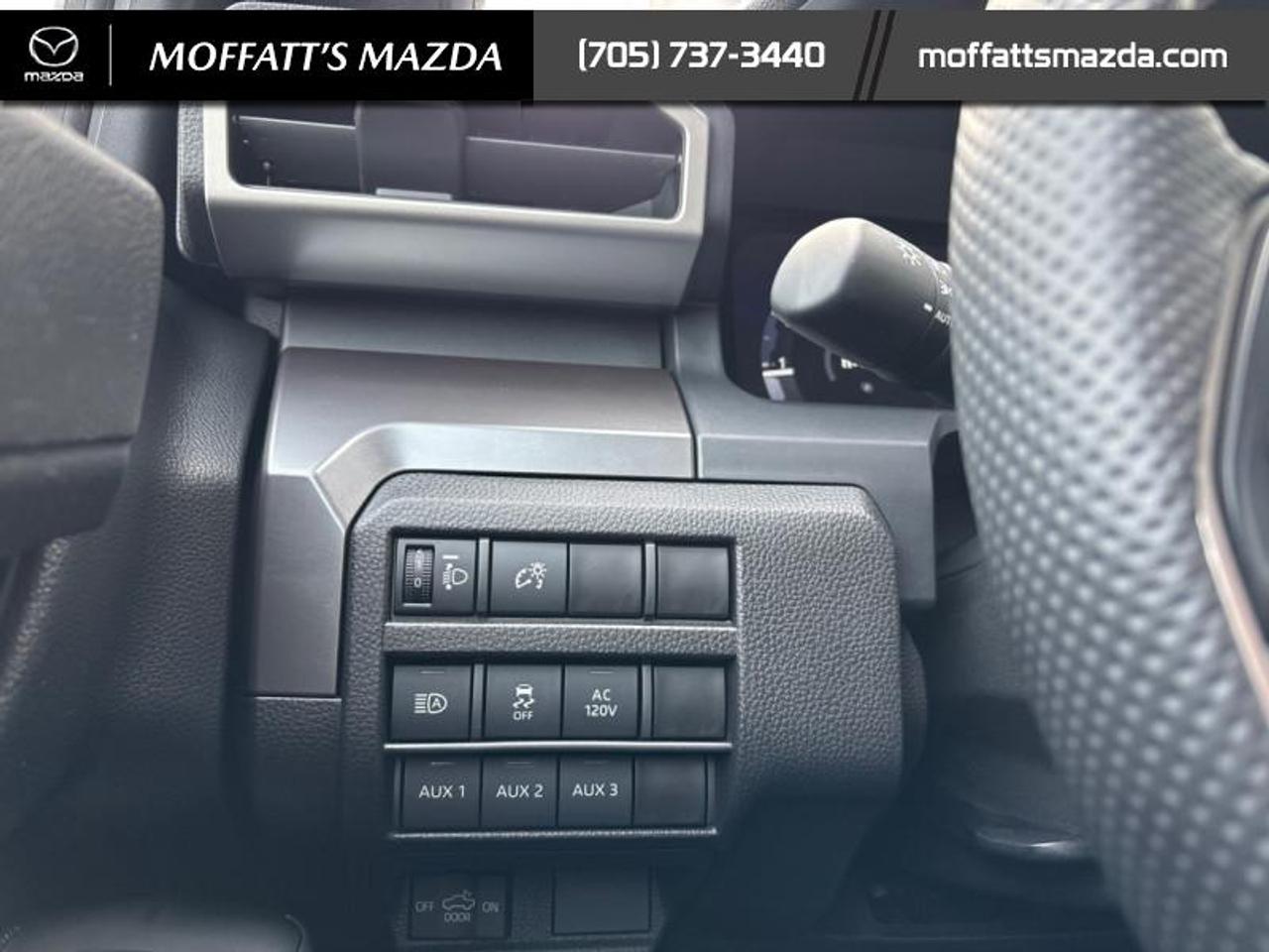 2025 Toyota Tacoma 4X4 Double Cab at Photo