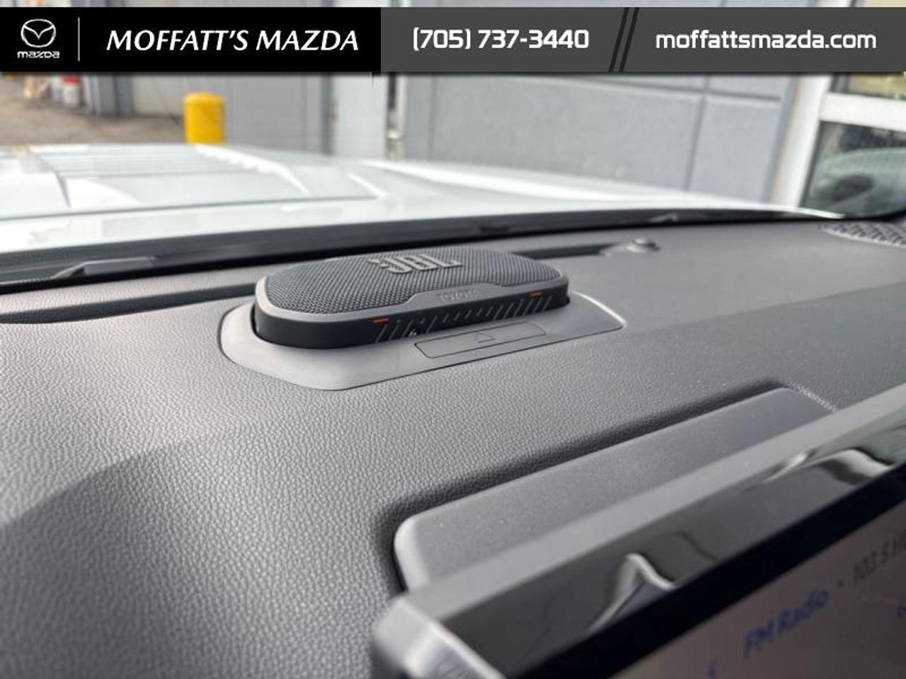 2025 Toyota Tacoma 4X4 Double Cab at Photo