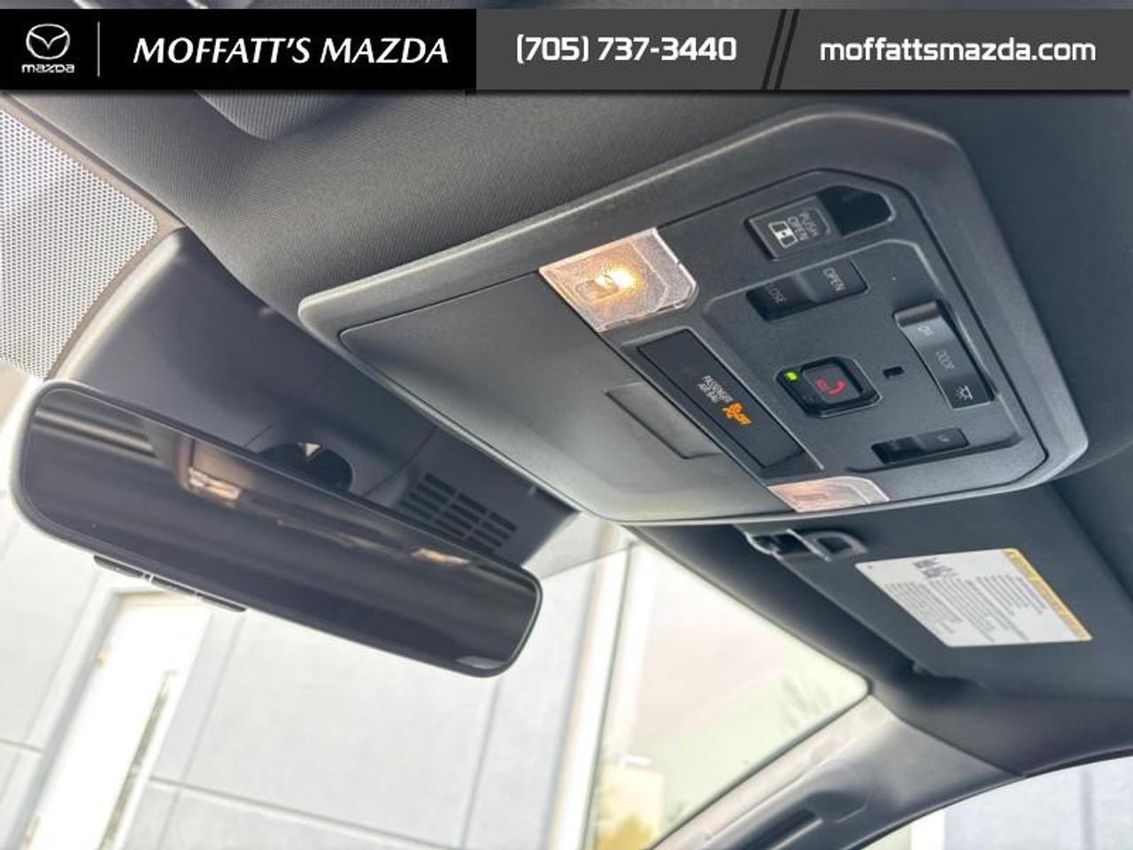 2025 Toyota Tacoma 4X4 Double Cab at Photo