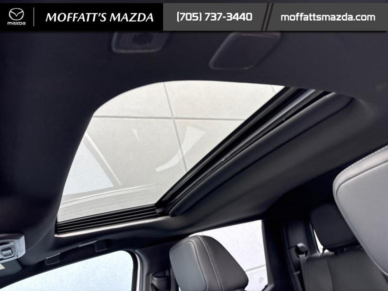 2025 Toyota Tacoma 4X4 Double Cab at Photo