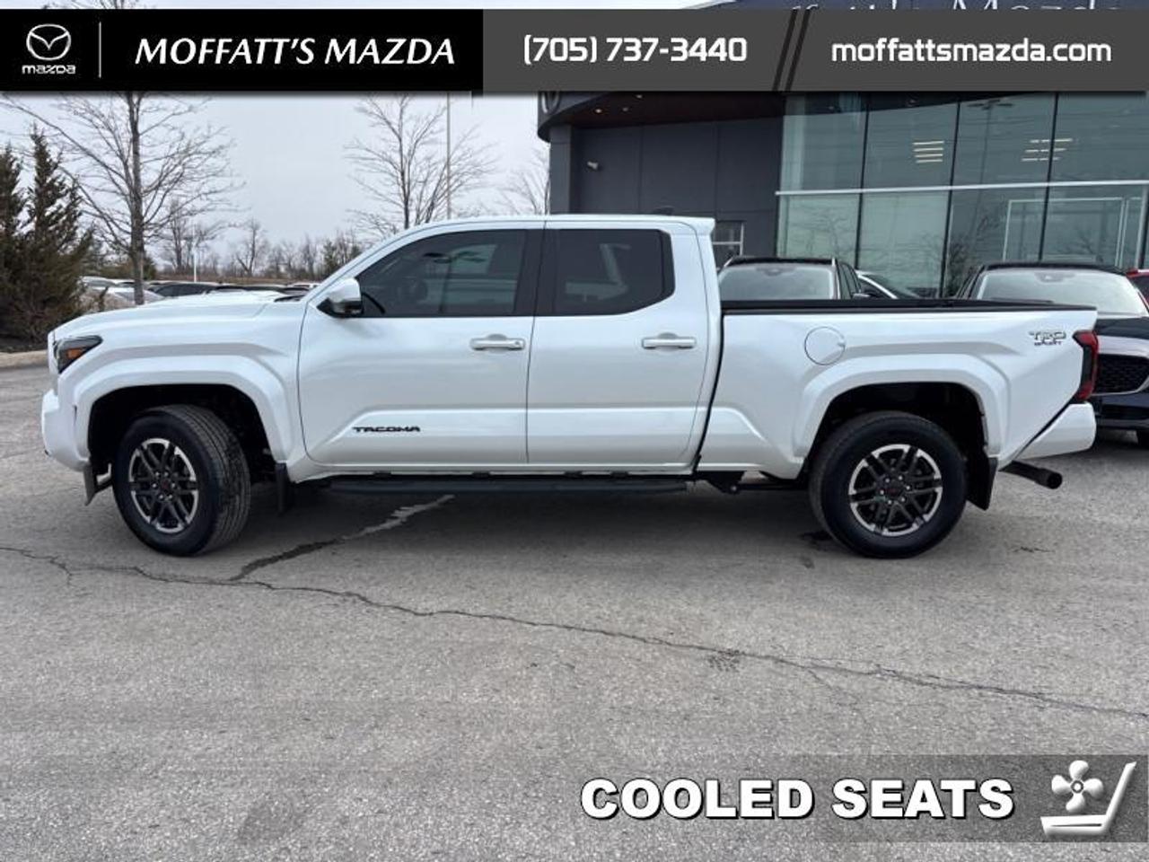 2025 Toyota Tacoma 4X4 Double Cab at Photo