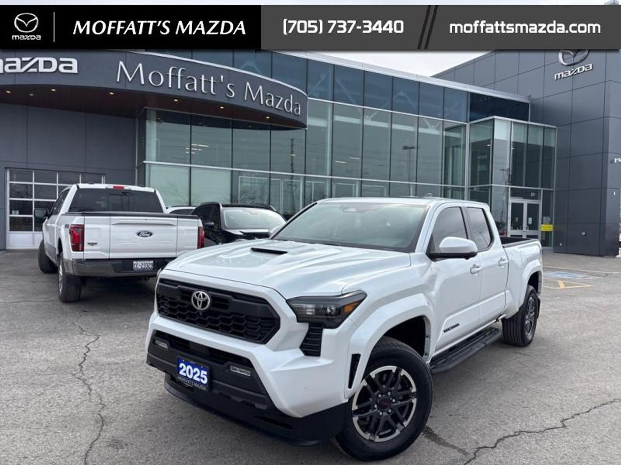 2025 Toyota Tacoma 4X4 Double Cab at Photo