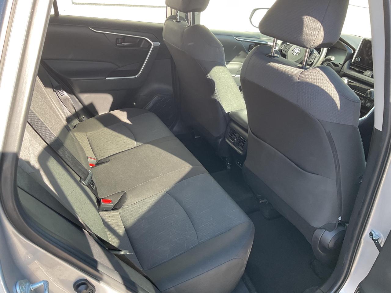 2024 Toyota RAV4 LE 4dr All-wheel Drive Photo