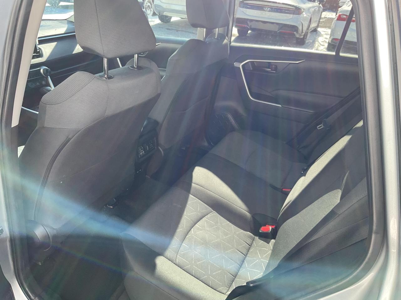 2024 Toyota RAV4 LE 4dr All-wheel Drive Photo