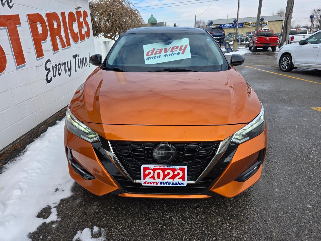 2022 Nissan Sentra SR 4dr Sedan Photo