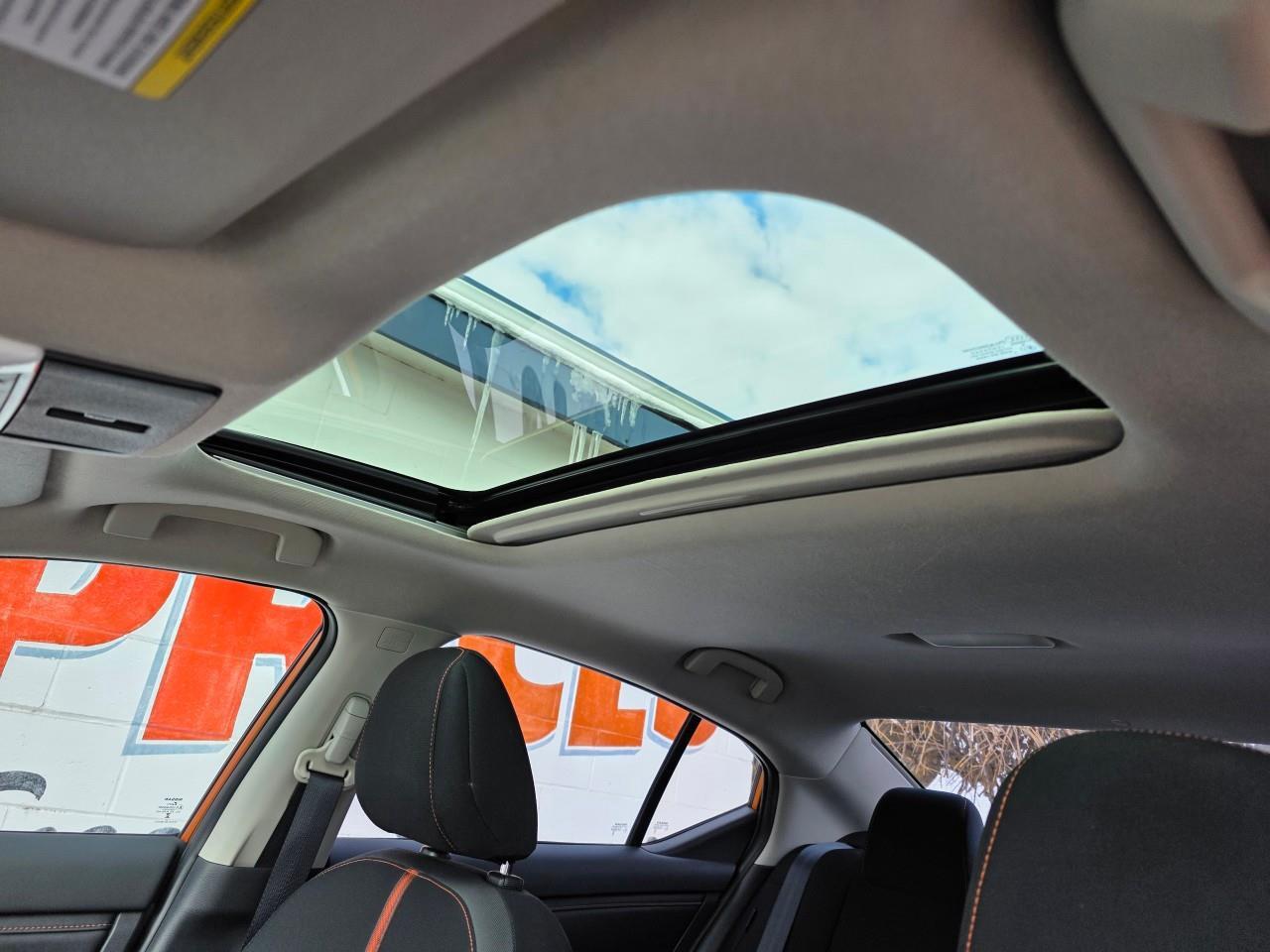 2022 Nissan Sentra SR 4dr Sedan Photo