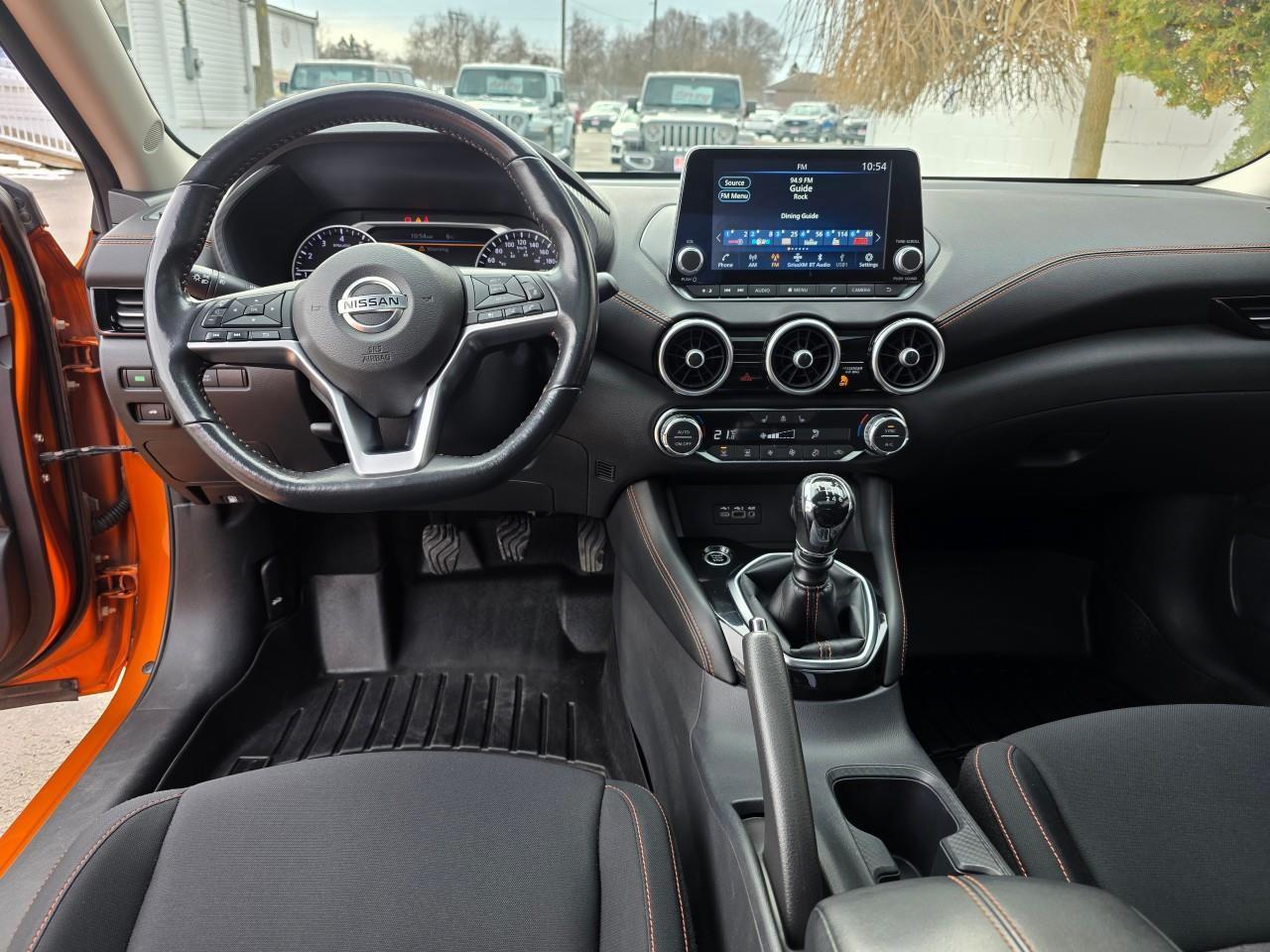 2022 Nissan Sentra SR 4dr Sedan Photo