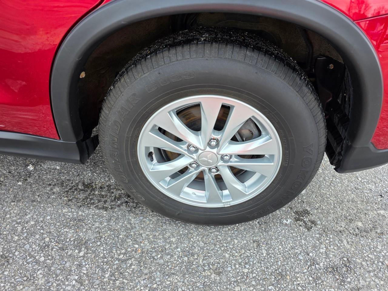 2023 Mitsubishi RVR SE 4dr Front-wheel Drive Photo