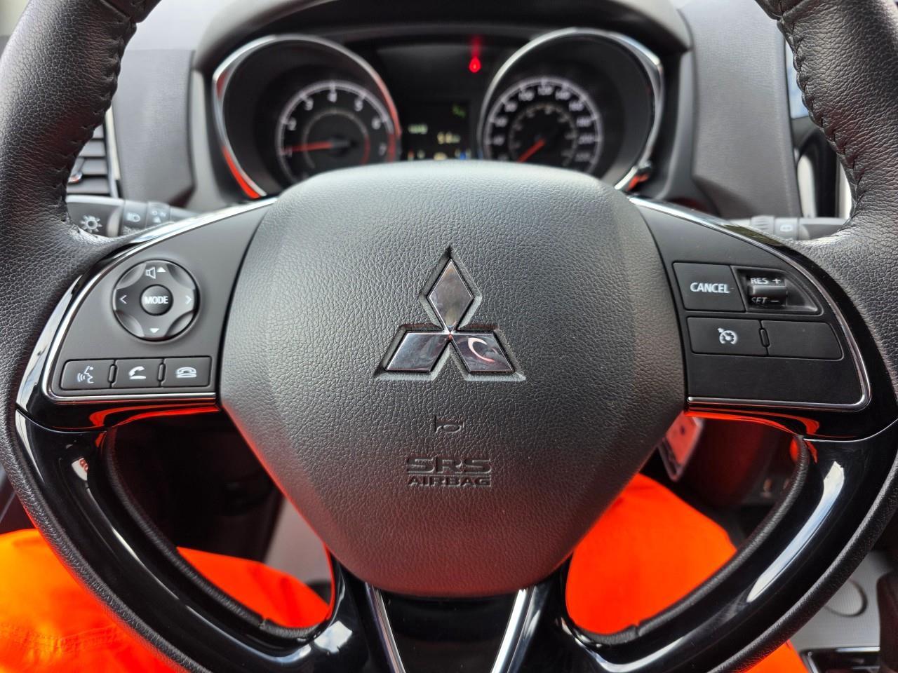 2023 Mitsubishi RVR SE 4dr Front-wheel Drive Photo