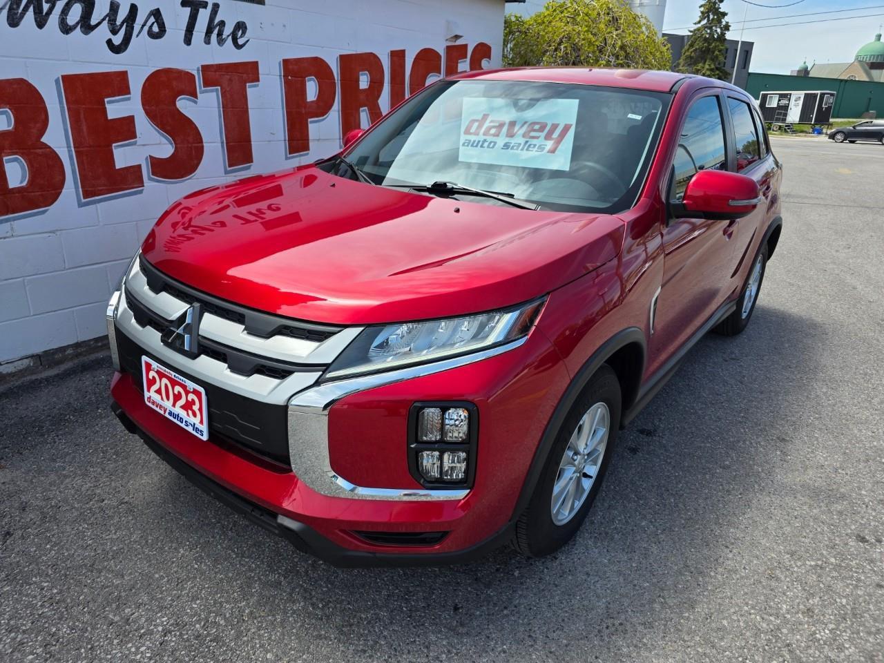 2023 Mitsubishi RVR SE 4dr Front-wheel Drive Photo0