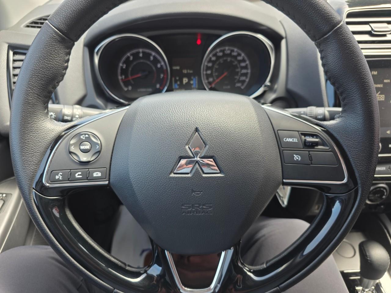 2023 Mitsubishi RVR SE 4dr Front-wheel Drive Photo