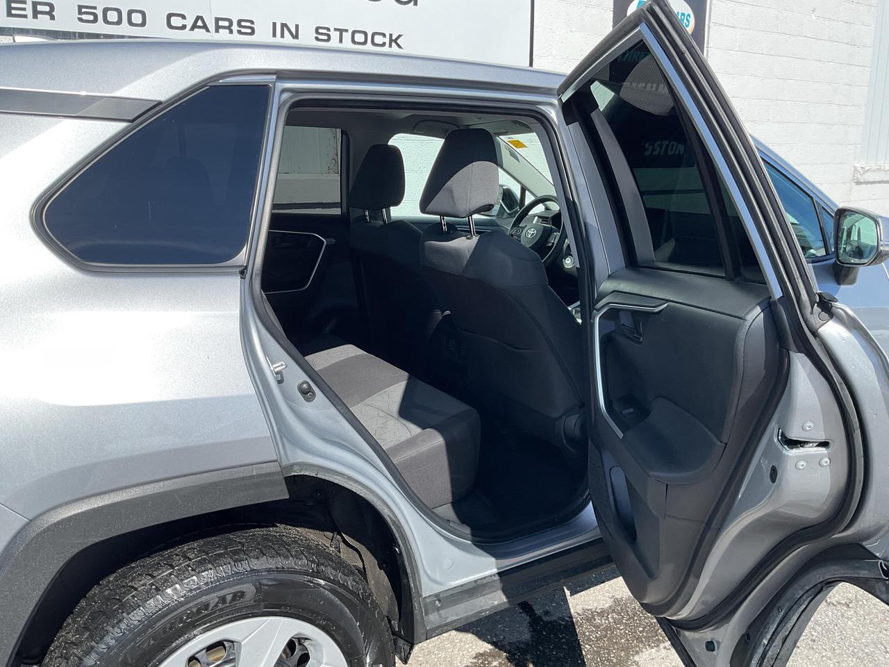 2025 Toyota RAV4 LE 4dr All-wheel Drive Photo