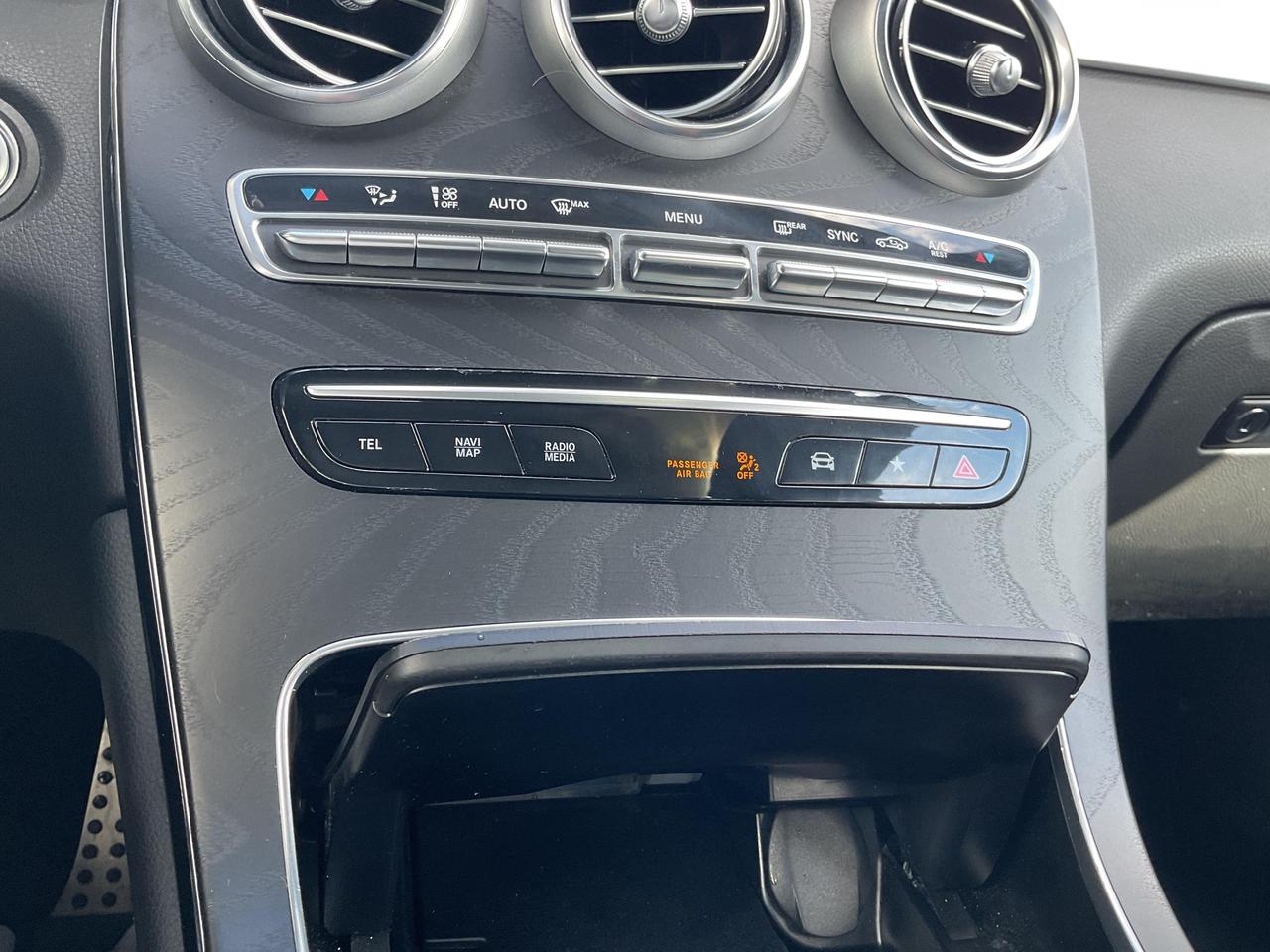 2022 Mercedes-Benz GLC 300 Base GLC 300 4dr All-Wheel Drive Photo