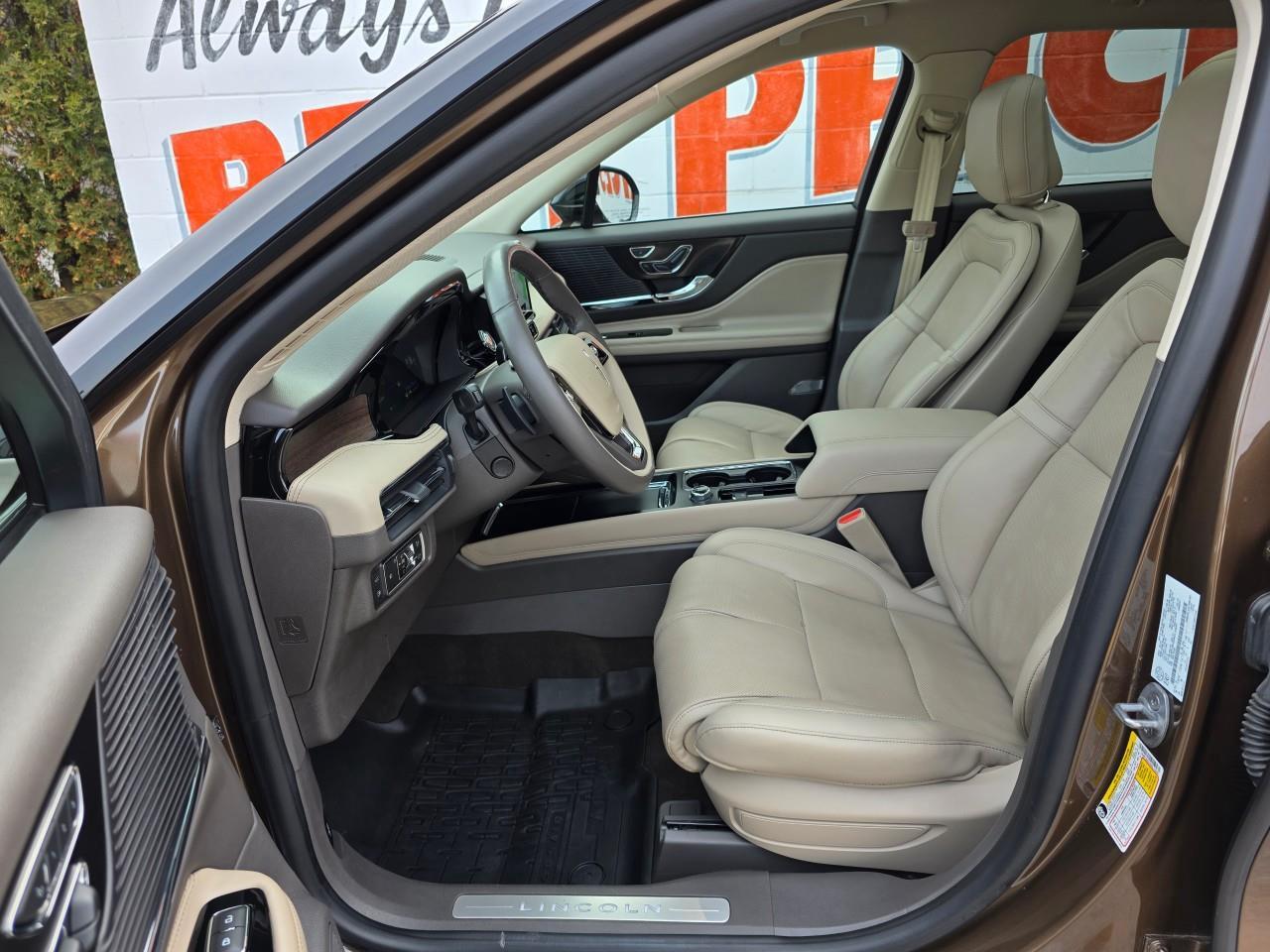 2022 Lincoln Corsair Grand Touring 4dr All-Wheel Drive Photo