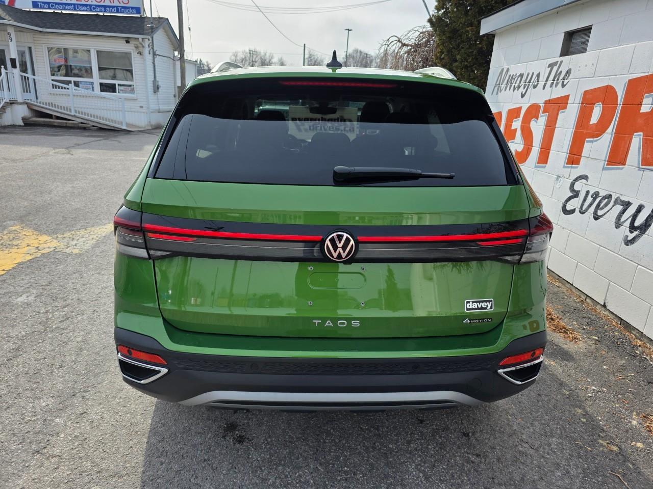 2026 Volkswagen Taos Highline 4dr All-Wheel Drive 4MOTION Photo