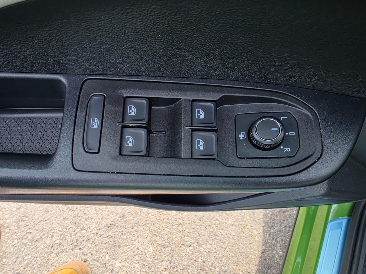 2026 Volkswagen Taos Highline 4dr All-Wheel Drive 4MOTION Photo