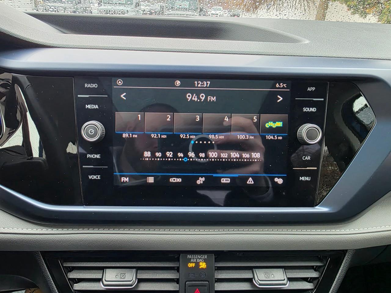 2024 Volkswagen Taos Comfortline 4dr Front-Wheel Drive Photo