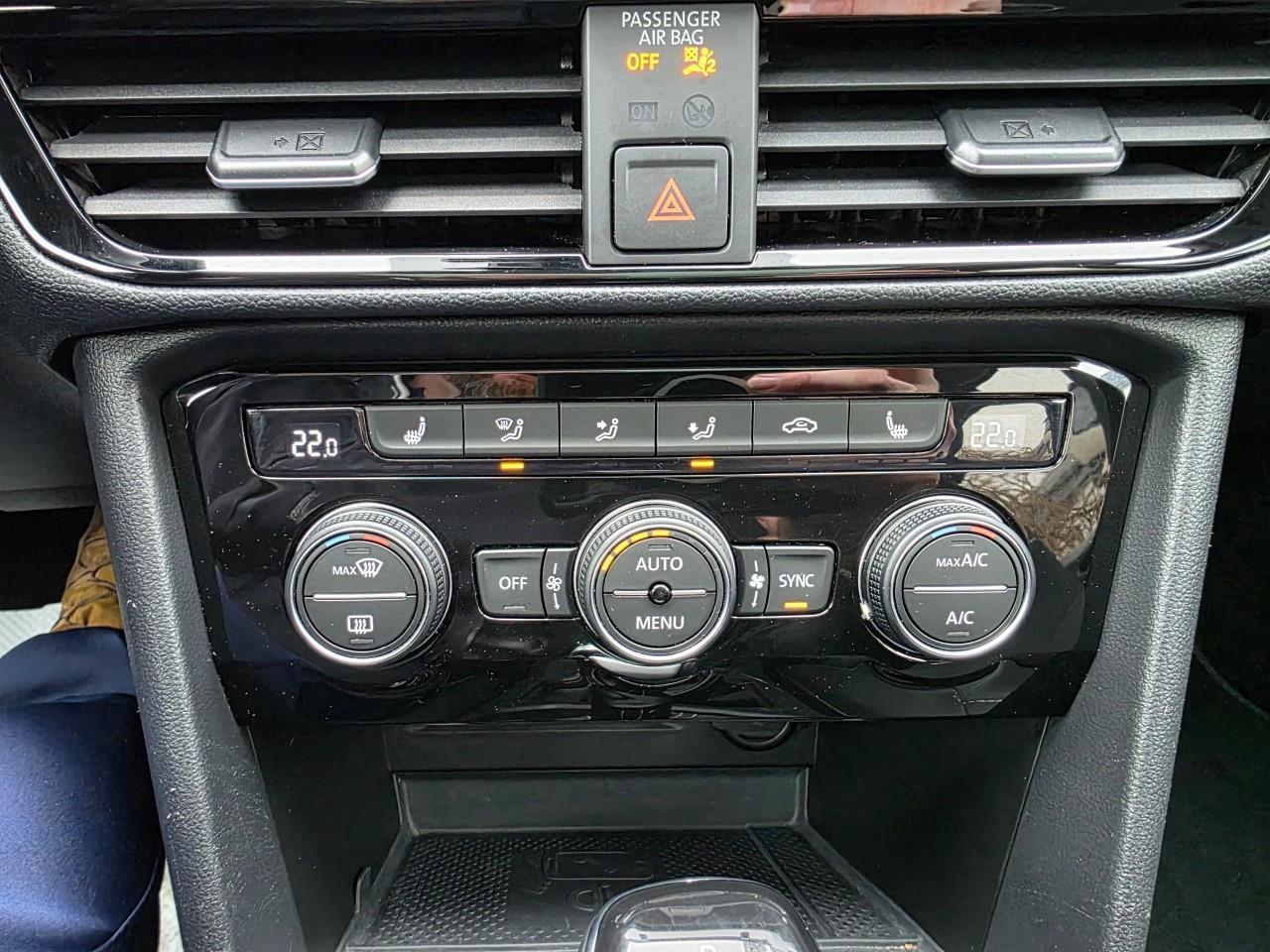 2024 Volkswagen Taos Comfortline 4dr Front-Wheel Drive Photo