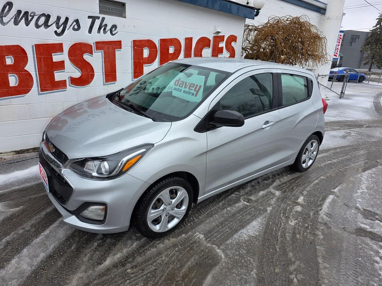 2021 Chevrolet Spark LS Manual 4dr Hatchback Photo3