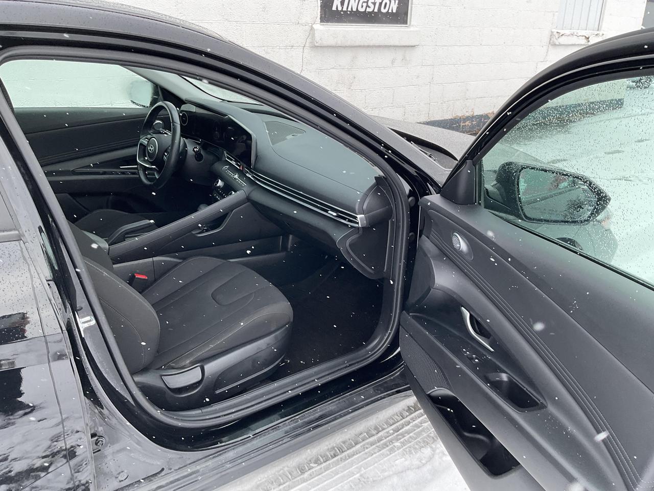 2024 Hyundai Elantra  Photo