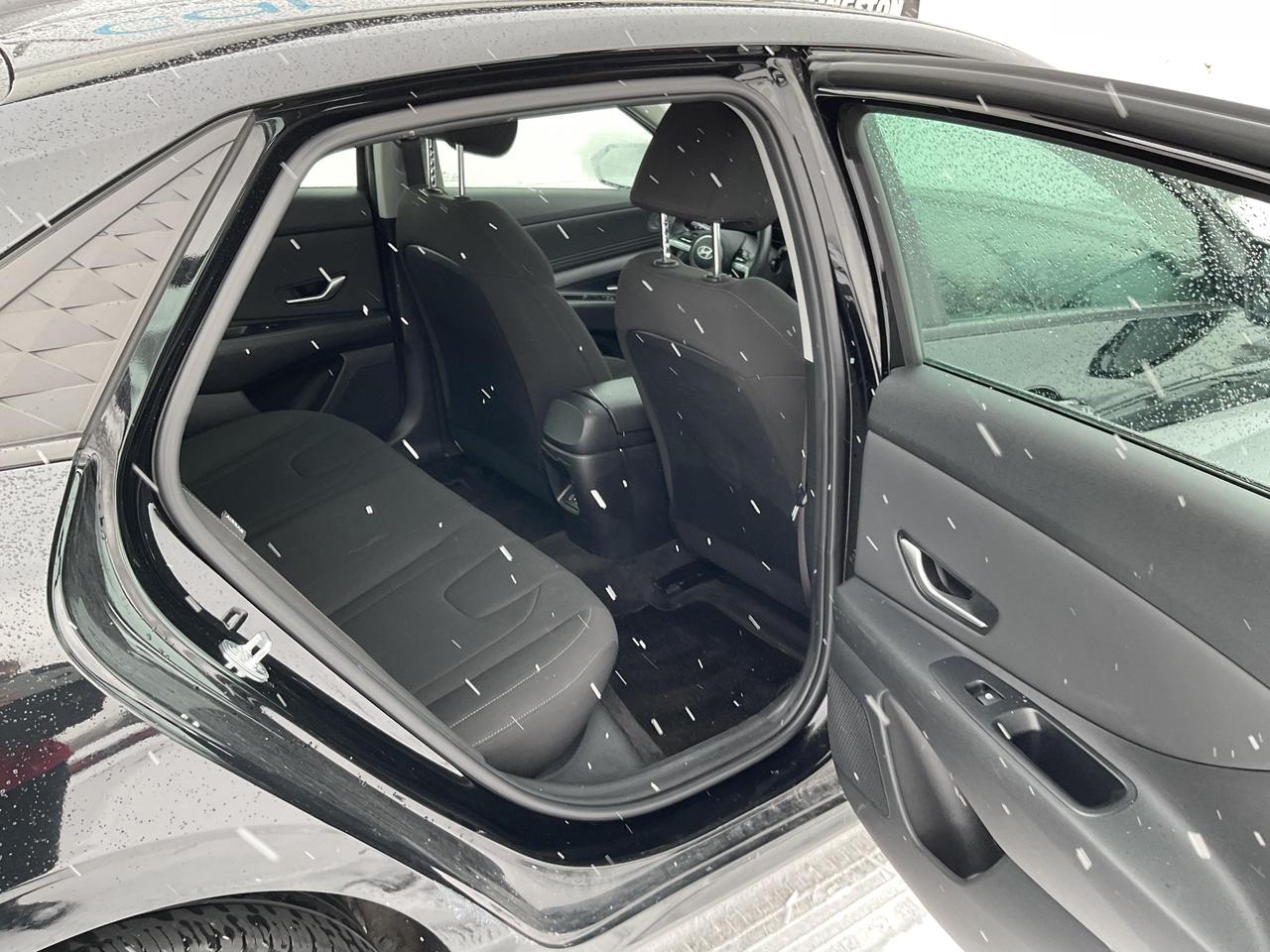 2024 Hyundai Elantra  Photo