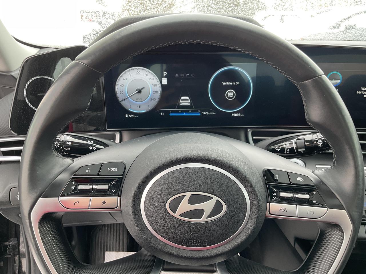 2024 Hyundai Elantra  Photo