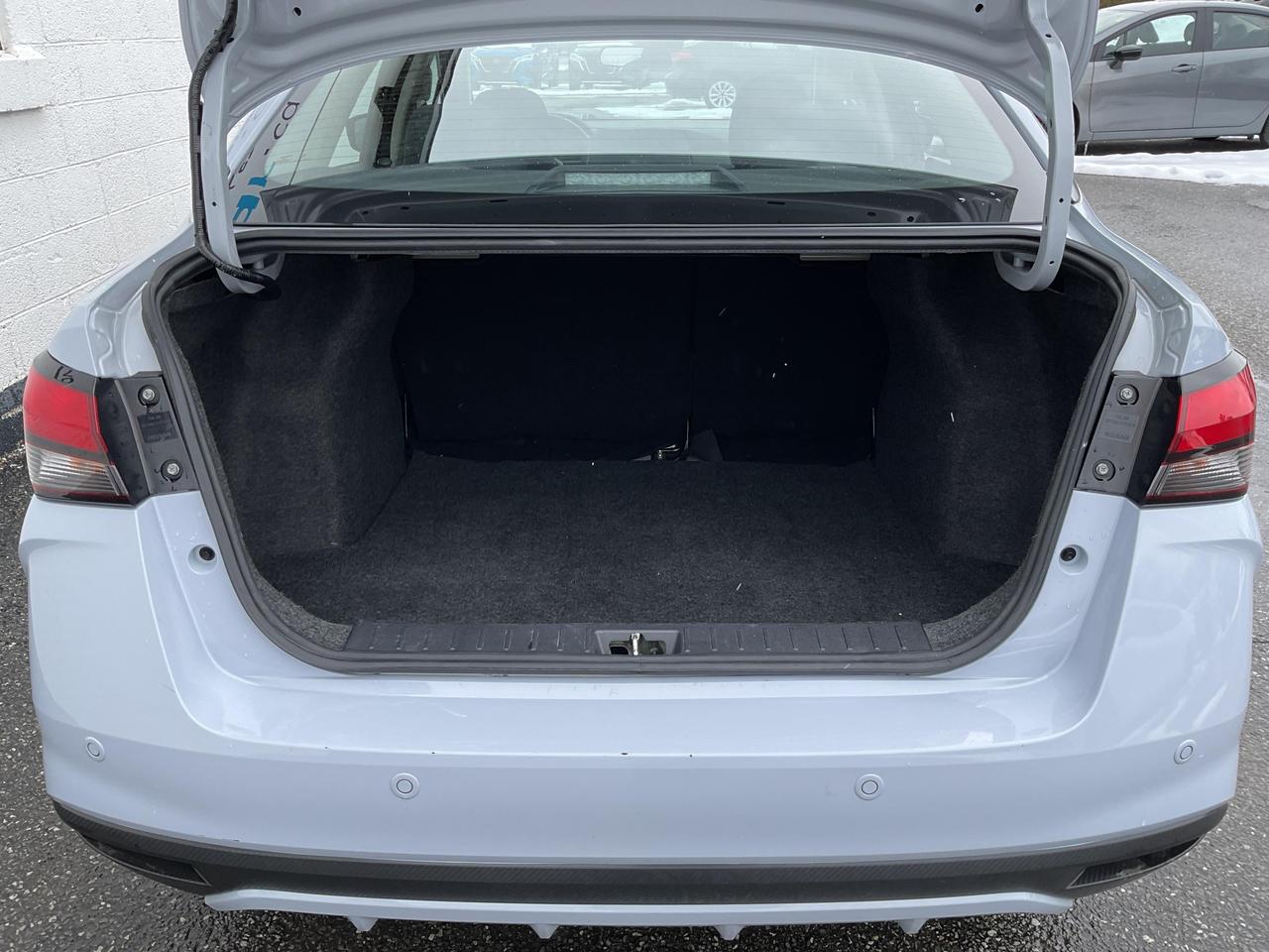 2024 Nissan Versa SR 4DR SEDAN Photo