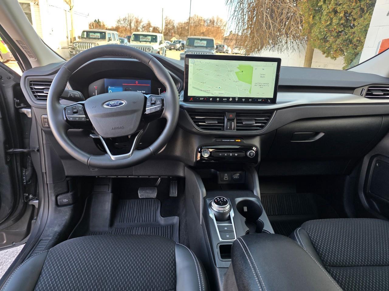 2025 Ford Escape PHEV 4dr Front-Wheel Drive Photo