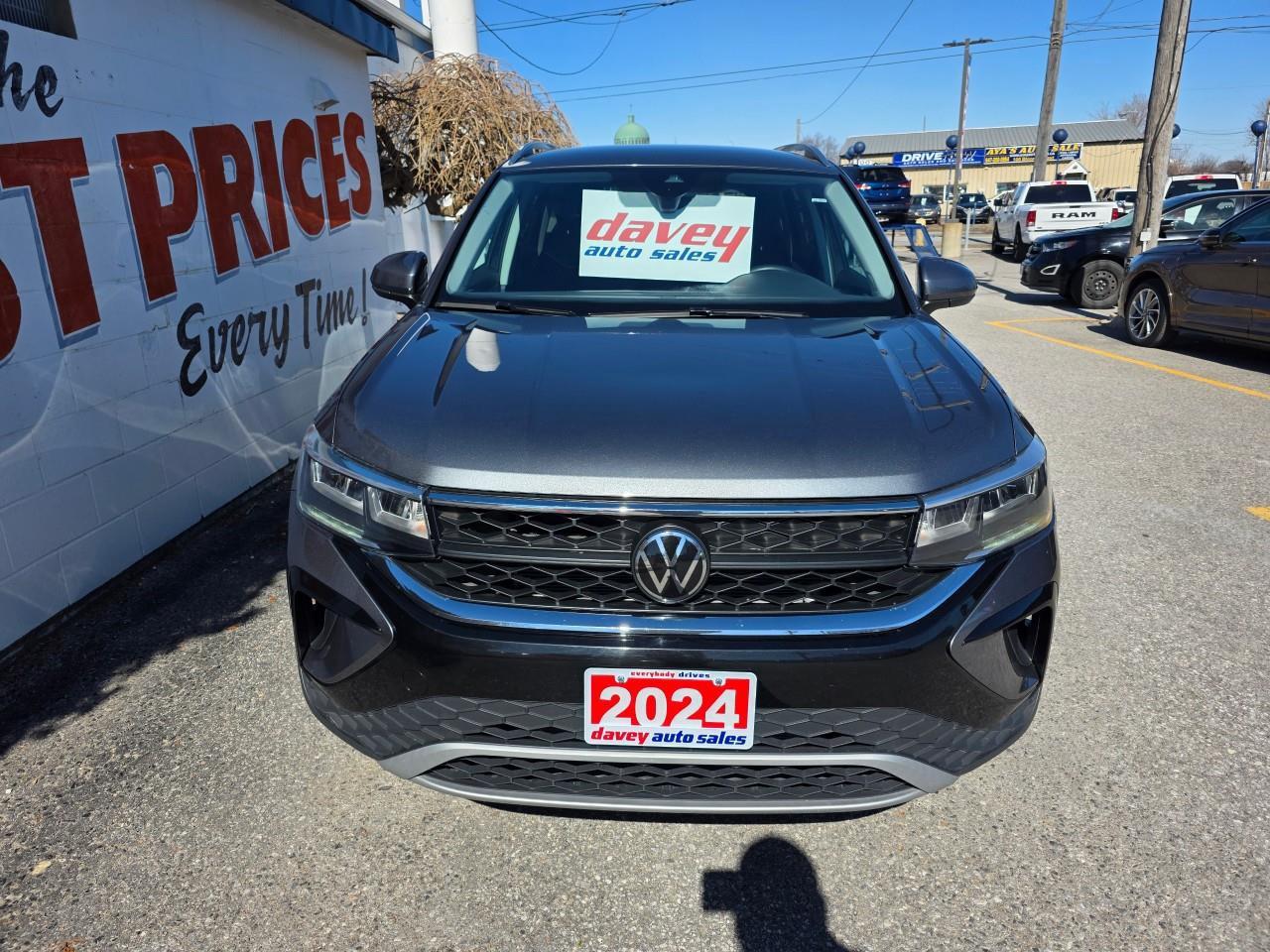 2024 Volkswagen Taos Comfortline 4dr Front-Wheel Drive Photo