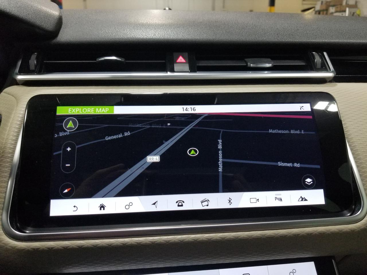 2018 Land Rover Range Rover Velar D180 SE R-Dynamic 4dr All-Wheel Drive Photo