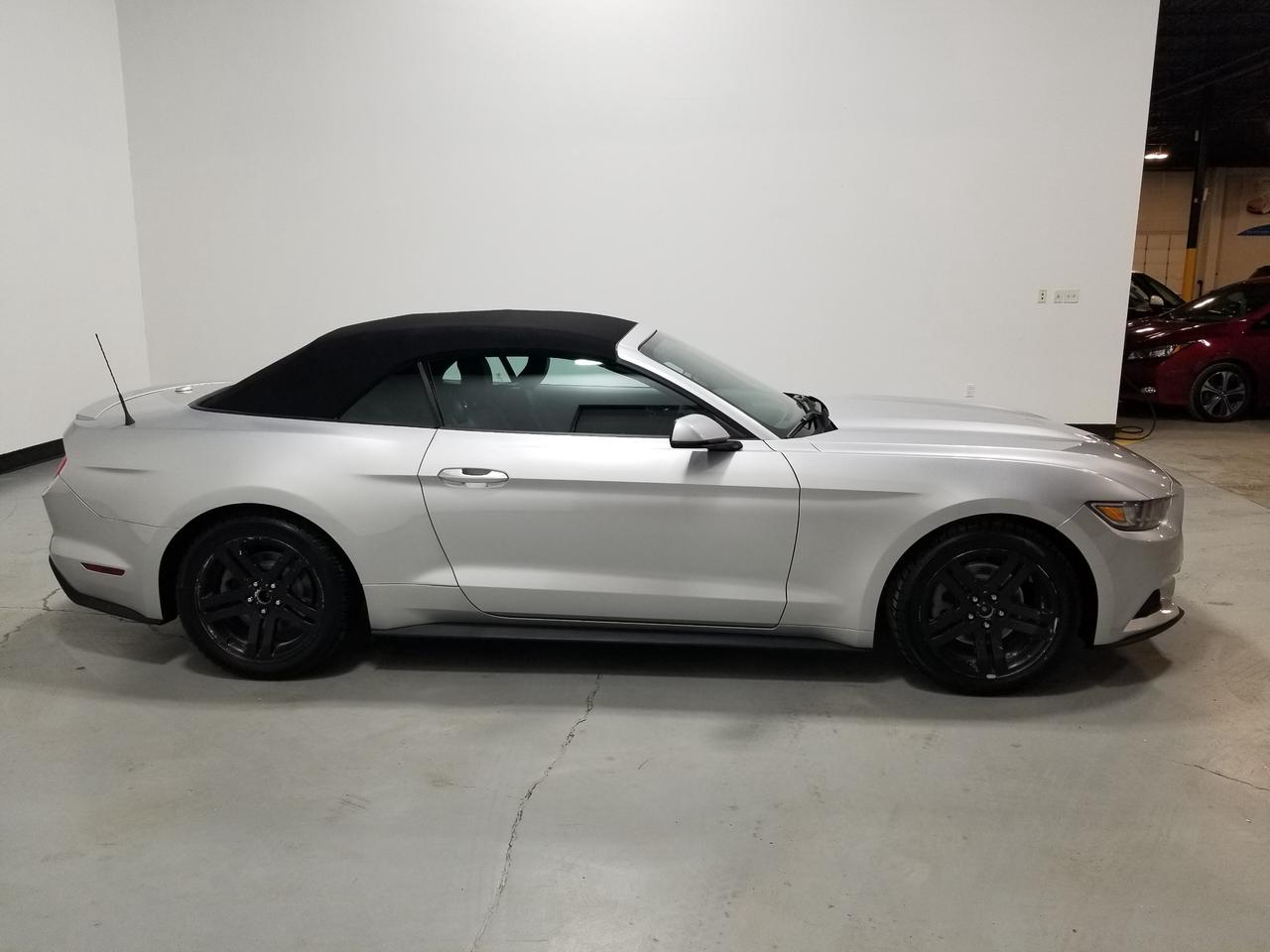 2015 Ford Mustang EcoBoost Premium 2dr Convertible Photo