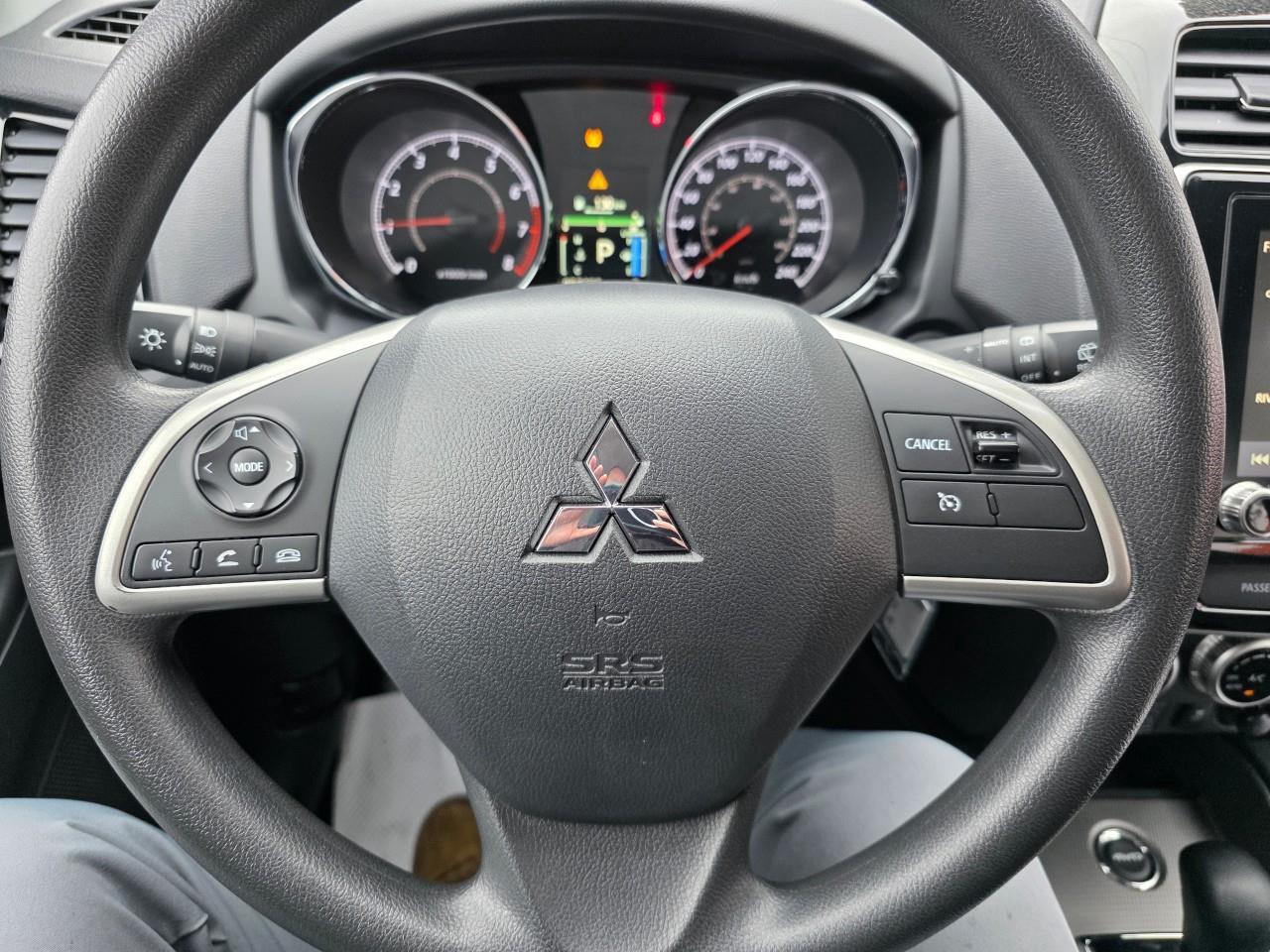 2024 Mitsubishi RVR ES 4dr AWC Photo